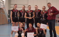 Starší žačky v letošní sezoně získaly zlato, stříbro, i bronz